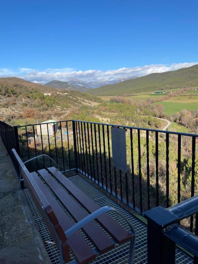 Apartamentos Pirineos Ordesa Эль-Пуэйо-де-Арагуас Экстерьер фото