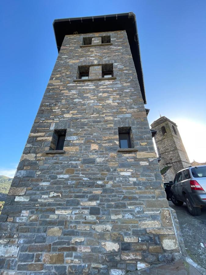 Apartamentos Pirineos Ordesa Эль-Пуэйо-де-Арагуас Экстерьер фото