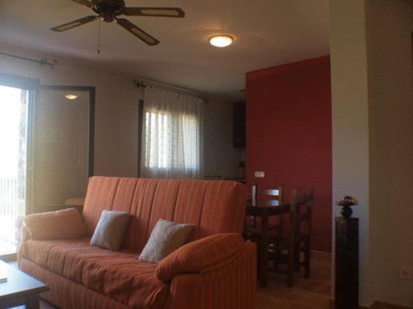Apartamentos Pirineos Ordesa Эль-Пуэйо-де-Арагуас Экстерьер фото