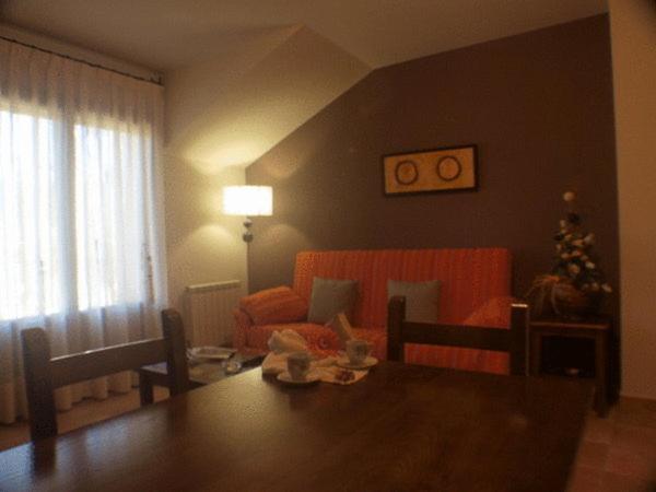 Apartamentos Pirineos Ordesa Эль-Пуэйо-де-Арагуас Экстерьер фото